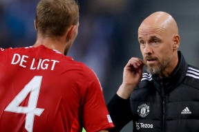 欧博入口 -关键时刻曼联调整名单——足总杯节点到来，压力陡增，数据趋势出现新变化 