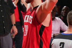 欧博官方入口 -休斯敦火箭发布备战花絮；加时末段绝杀压哨；国王杯任务艰巨；细节决定成败 