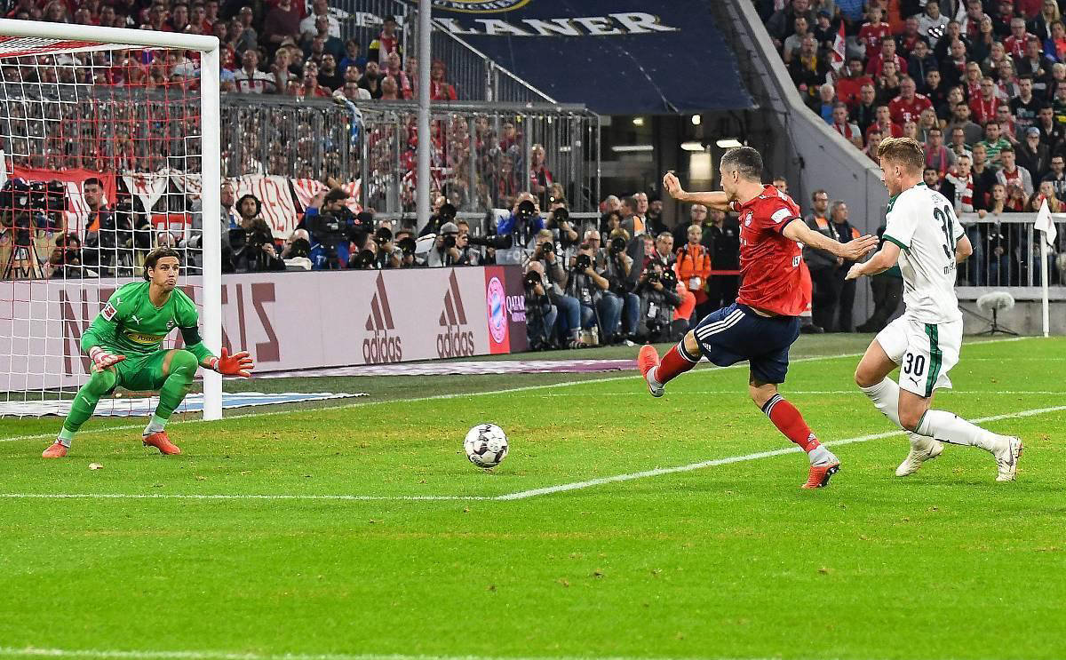 欧冠赛前再迎强敌，门兴格拉德巴赫内部沟通，主帅态度：球迷炸锅，训练强度明显提升的简单介绍